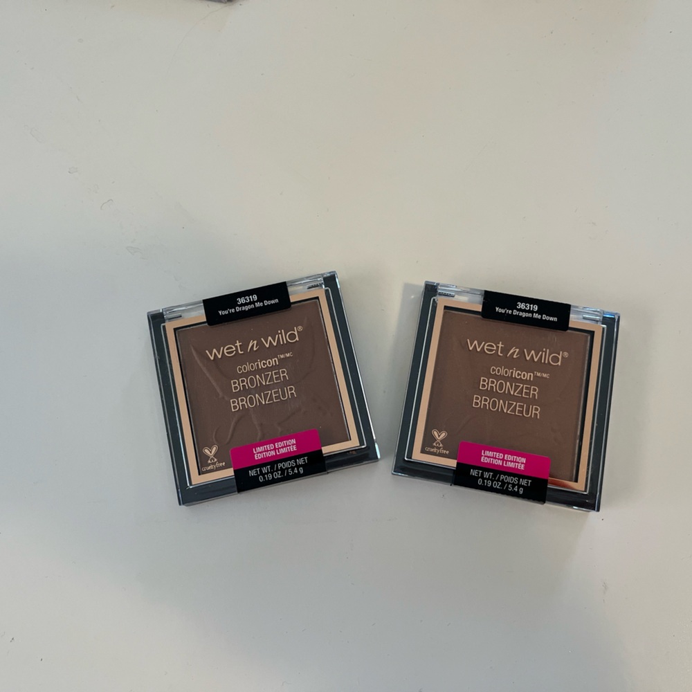 2 Wet N Wild You’re Dragon Me Down Bronzer Limited Edition